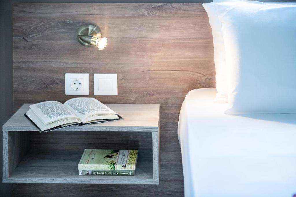 Cathrin Suites Stavrós Екстериор снимка